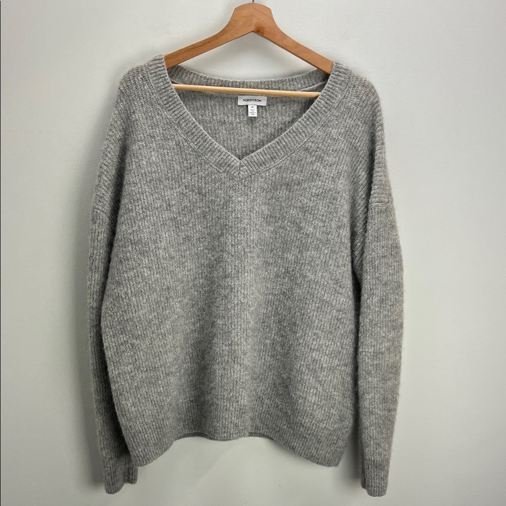 Nordstrom Light Gray V-Neck Knit Sweater